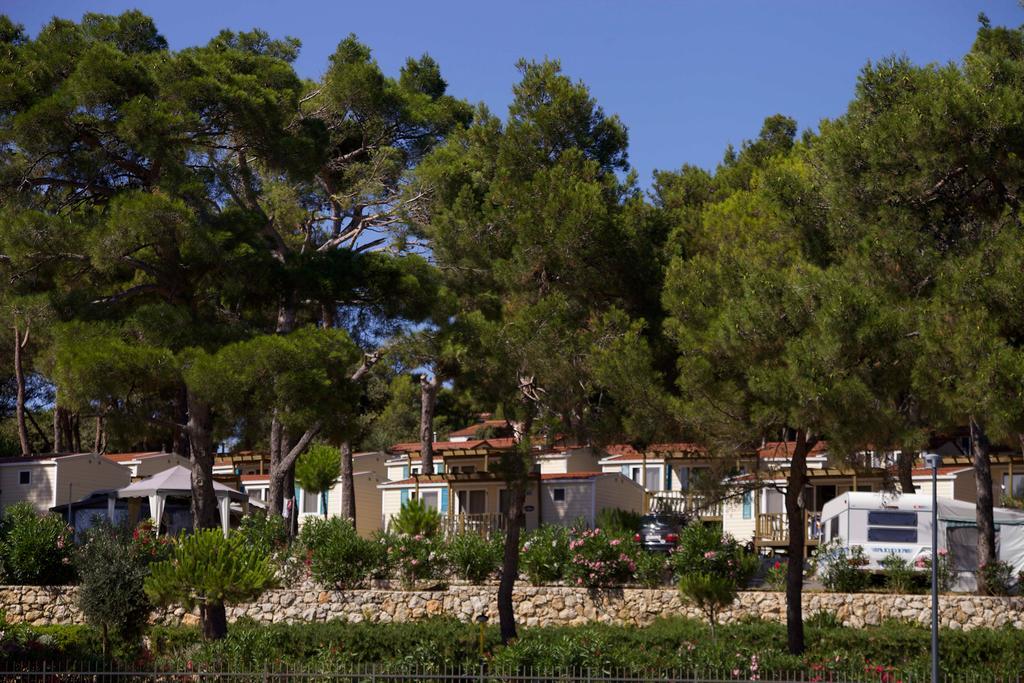 Camping Village Poljana Mali Lošinj Esterno foto
